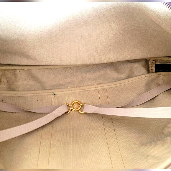 MORE PICS finally added! Louis Vuitton monogram weekender -Authentic & Pristine! - Picture 4 of 4
